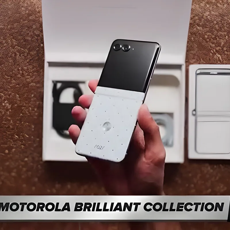 Motorola Razr Swarovski Brilliant Collection