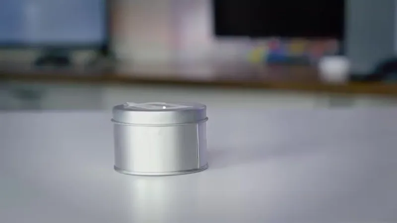 Luminous Buckyballs