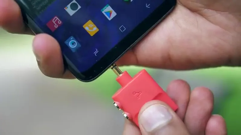 Headphone Splitter