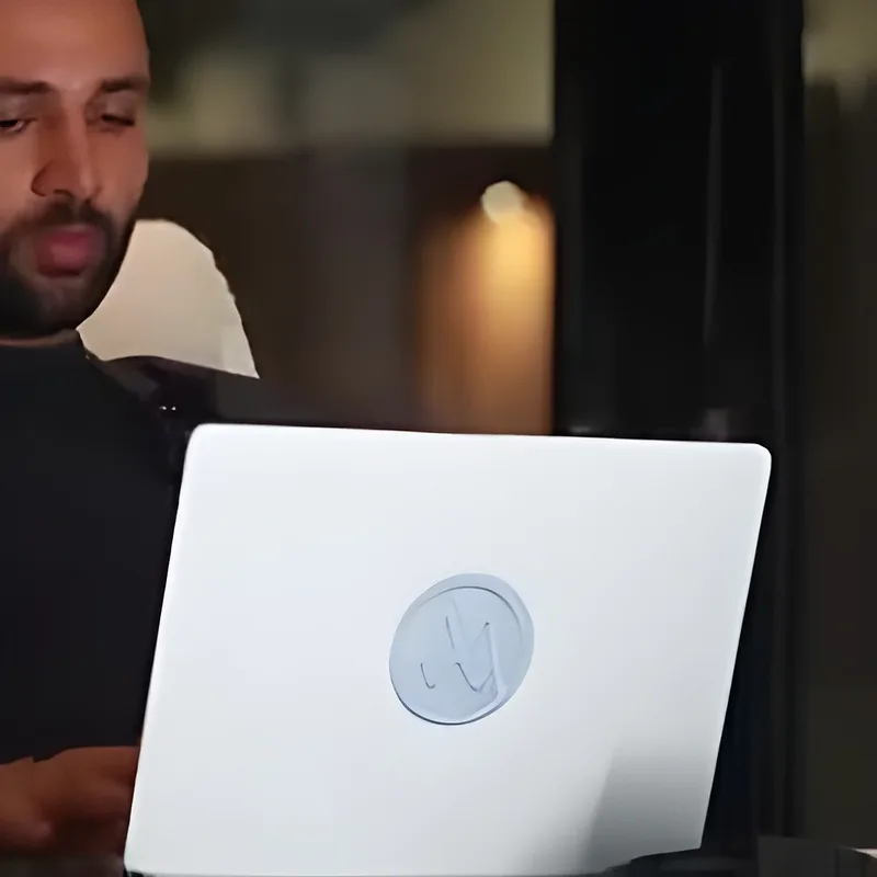 Apple MacBook Pro M4