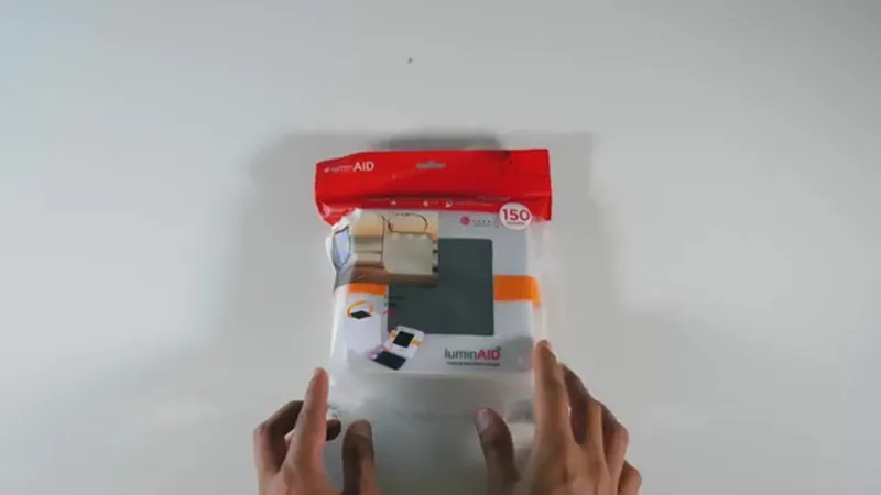LuminAID PackLite Max