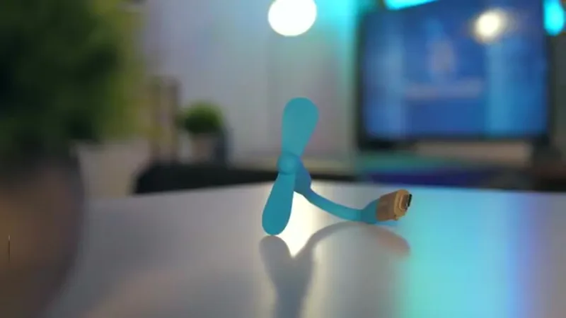 Phone Plug-in Fan