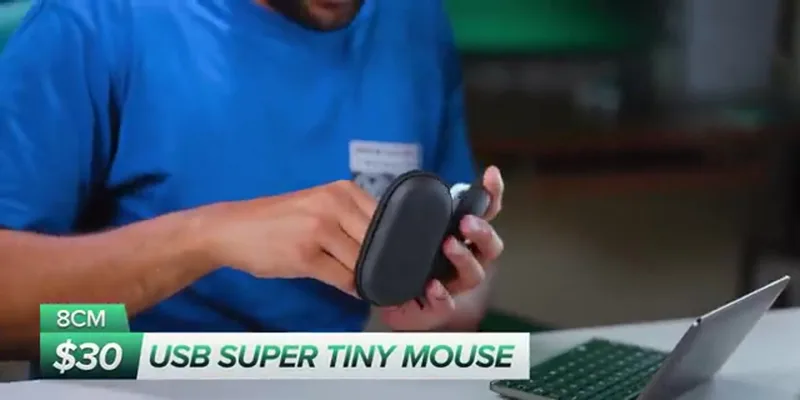 Mini Wireless Mouse (cheese-block style)