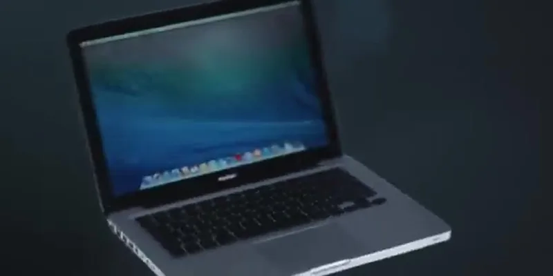 Apple MacBook (2008 unibody)