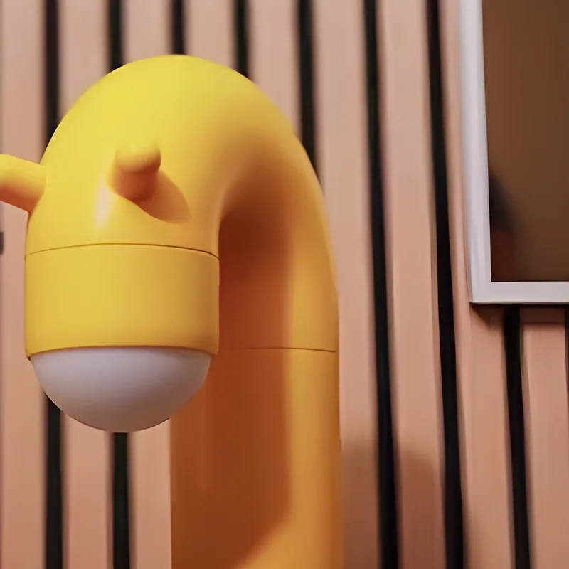 IKEA Giraffe Lamp