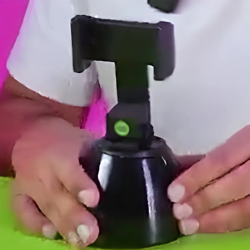Face Tracking Phone Holder