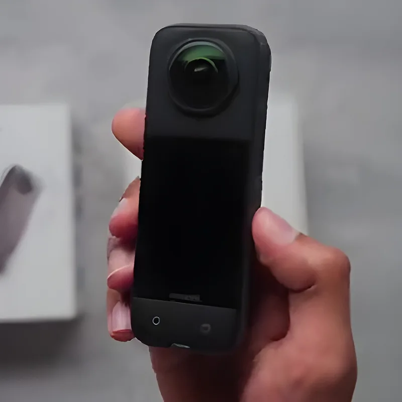 Insta360 X4