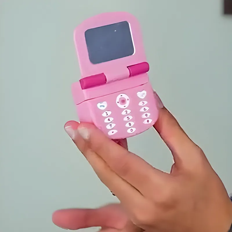 Hello Kitty Phone AirPods Case