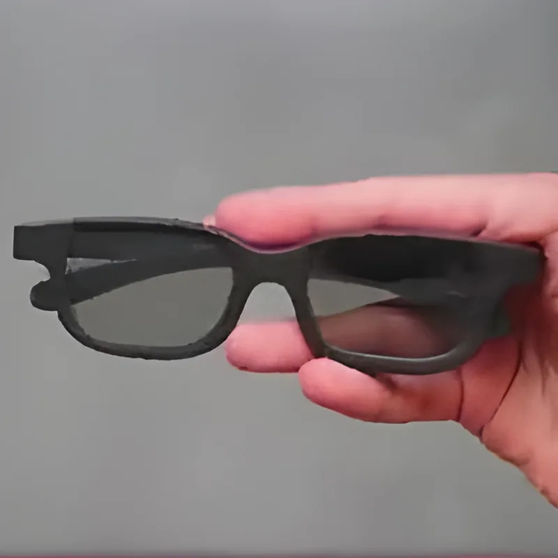Reverse 3D Glasses