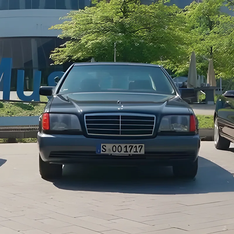 Mercedes-Benz S-Class (1991)