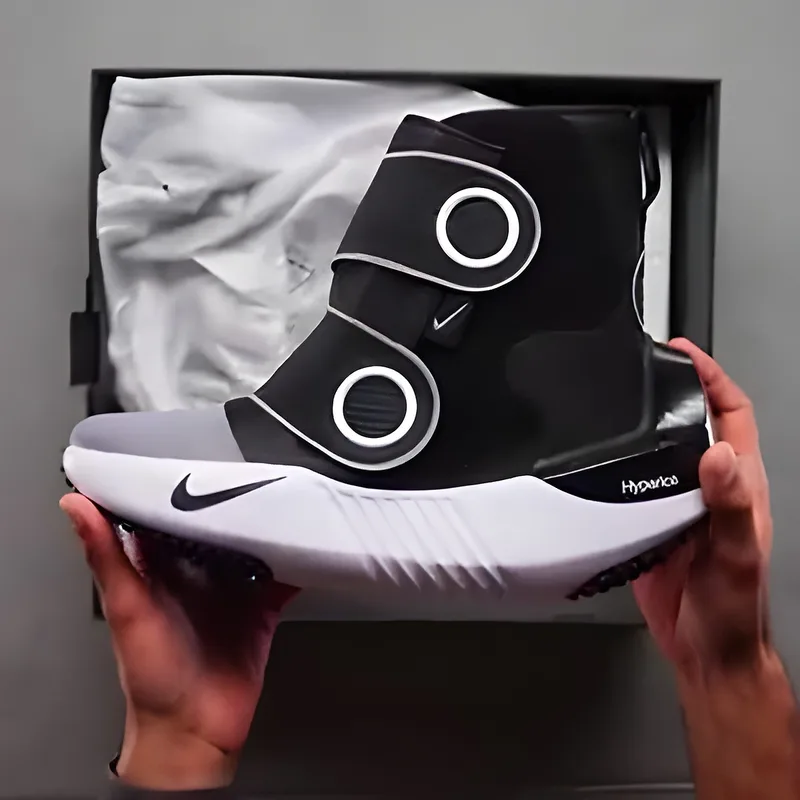 Nike Hyperboots