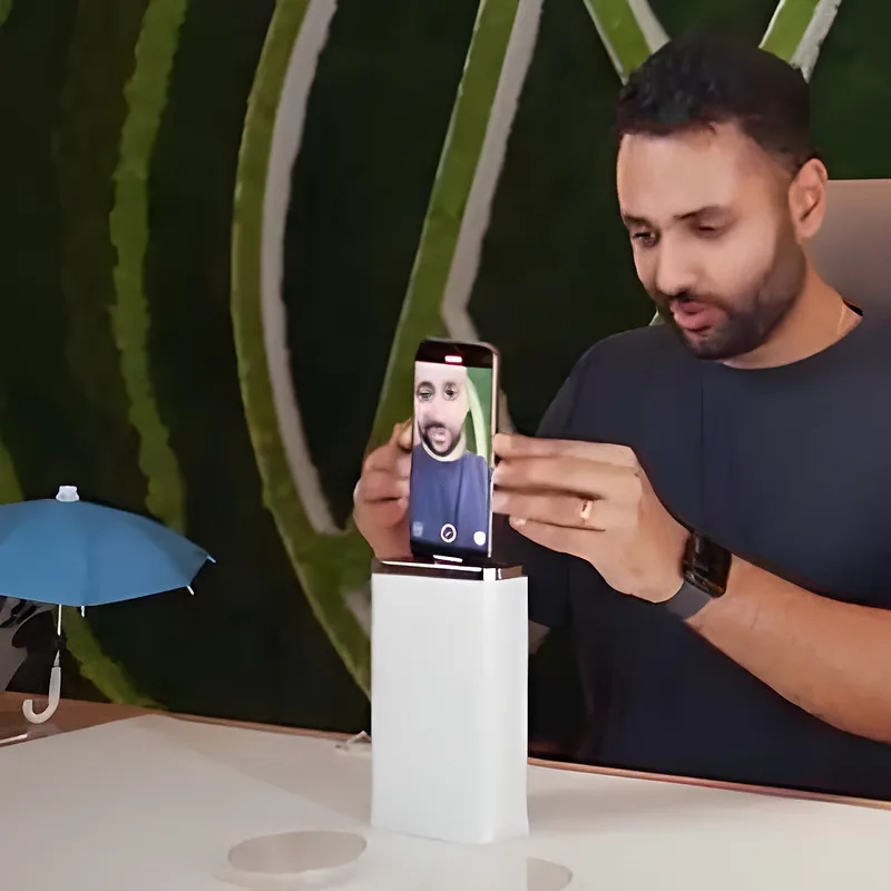 UV Phone Cleaning Station